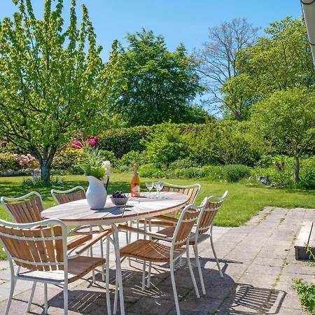 2 Bedroom Amazing In * Tisvildeleje