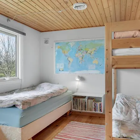 2 Bedroom In Holiday home *