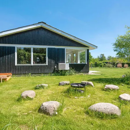 2 Bedroom Amazing In * Tisvildeleje